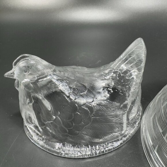 French Clear Hen On Nest Clear Glass Covered Dish Made In France Farmhouse VTG - Picture 2 of 15